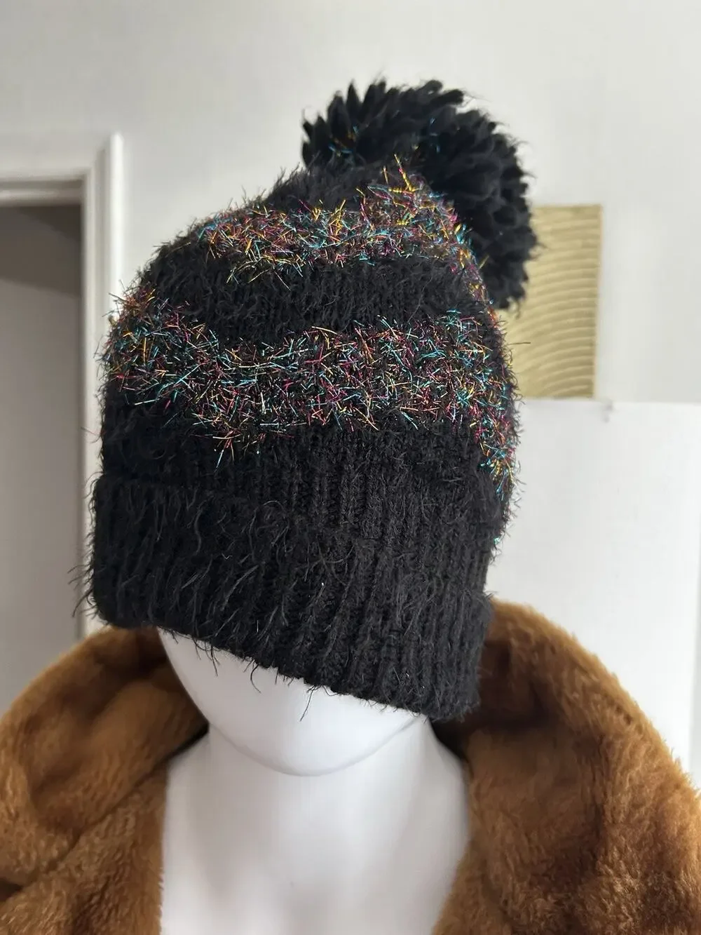Zara Beanie Toque Womens One Size Black Glitter Zig Zag Knit Arylic Ski Pom